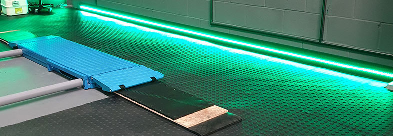 Industrial floor tiles for your garage shop